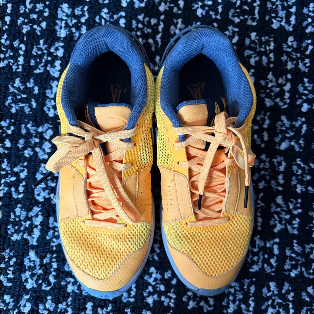 Nike Men's Yellow and Blue Athletic Shoes